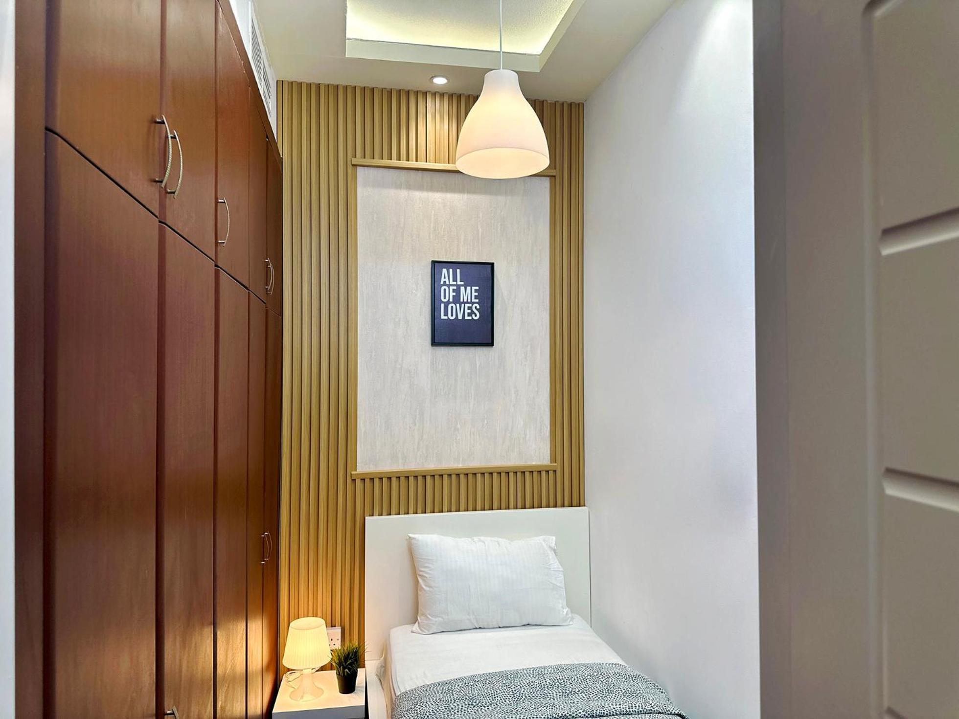 Canvas Partition In Barsha Heights Near Metro Dubai